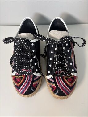 Clée Embroidered Black Heart Lace-Up Espadrille Sneakers